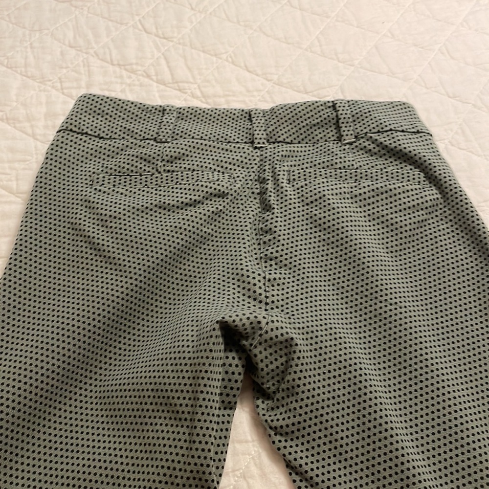 New York & Co. Green Dotted Pants - Picture 4 of 4